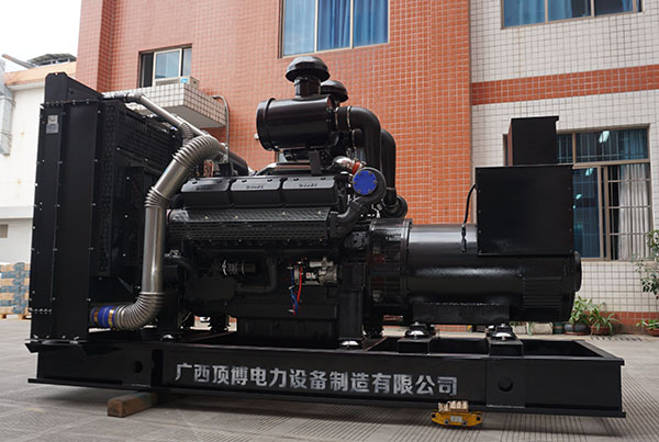 國(guó)三12缸排放500kw上柴柴油發(fā)電機(jī)組型號(hào)12GTAA27-G33詳細(xì)技術(shù)參數(shù)表