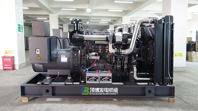 預(yù)算有限？頂博500KW柴油發(fā)電機(jī)組，智能節(jié)油，高性價(jià)比之選！